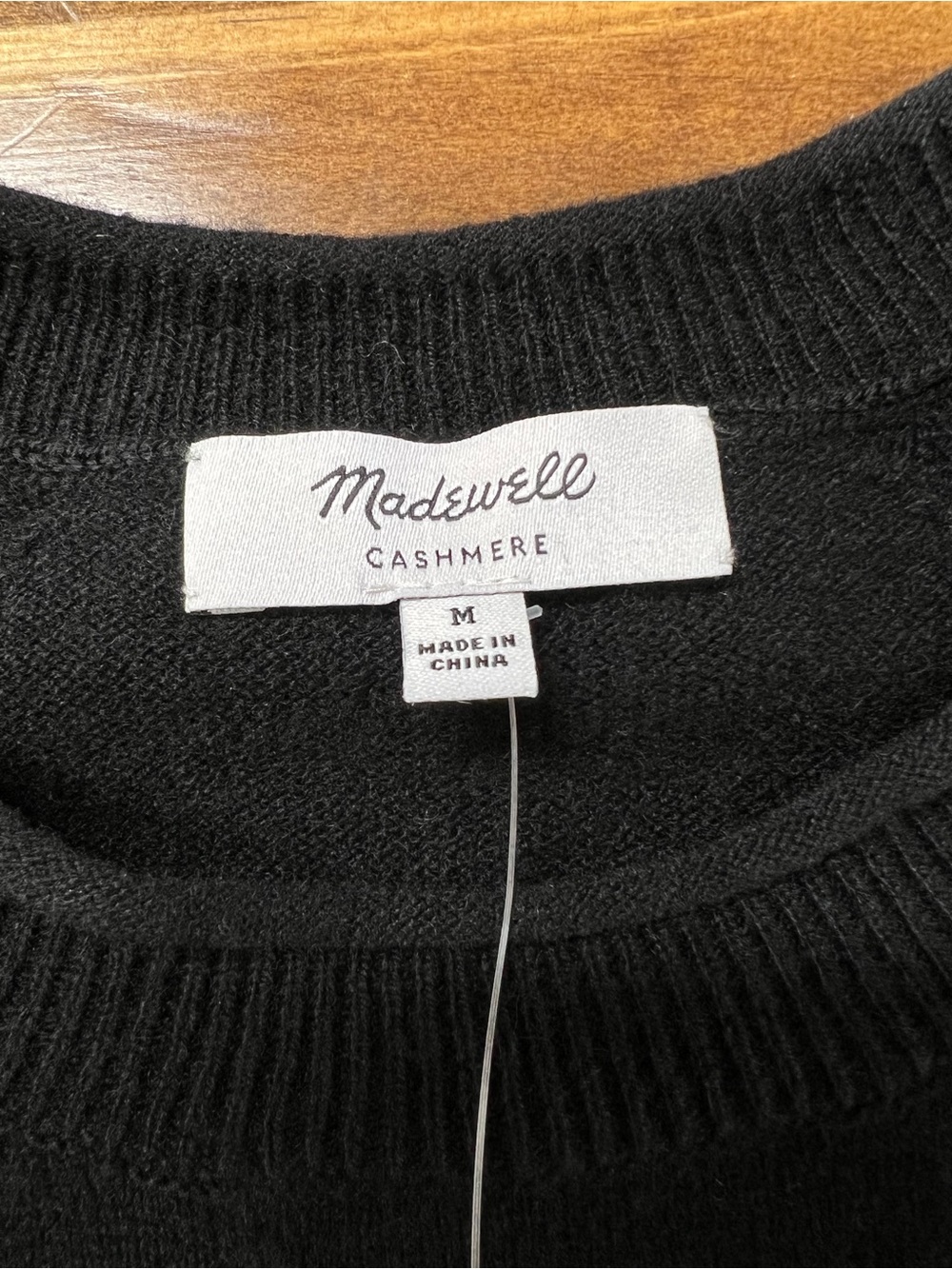 Madewell Cashmere Raglan Sweater in Stripe Black White Size Medium NWT - Picture 6 of 11